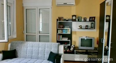 Stan isključivo za porodice u Herceg Novom za max 5 osoba, privatni smeštaj u mestu Herceg Novi, Crna Gora