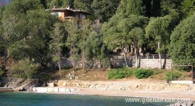 Lovran Apartment near the beach 01, privatni smeštaj u mestu Lovran, Hrvatska