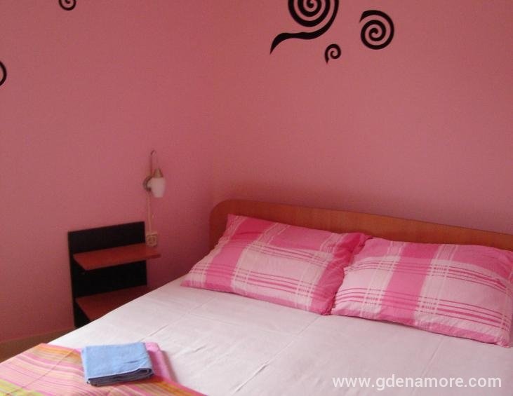 Trokrevetni apartman