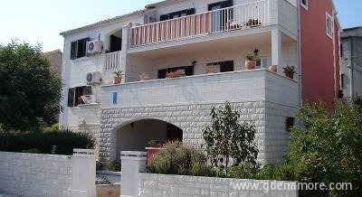 Apartmani Magda, privatni smeštaj u mestu Brač Supetar, Hrvatska