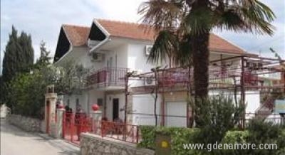 VODICE-WILLA SARAJEVO, privatni smeštaj u mestu Vodice, Hrvatska
