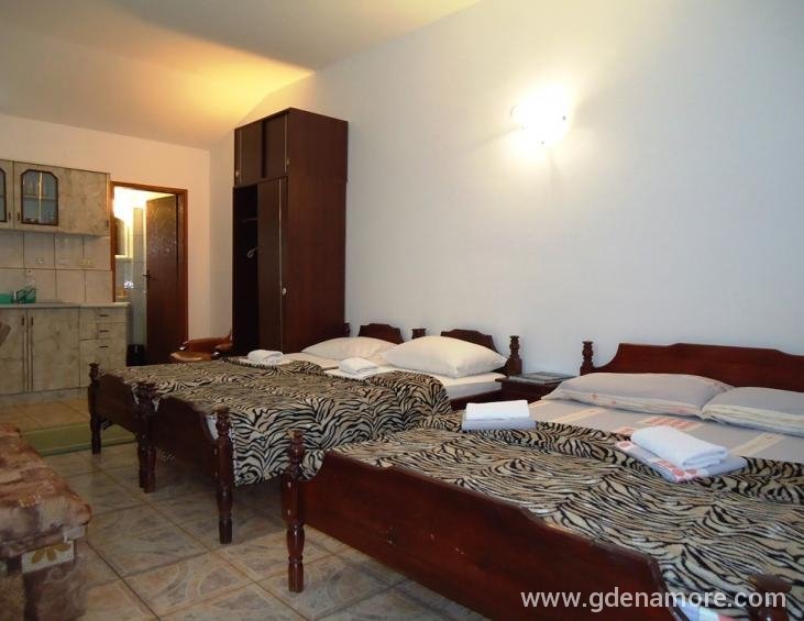 Apartman br.4
