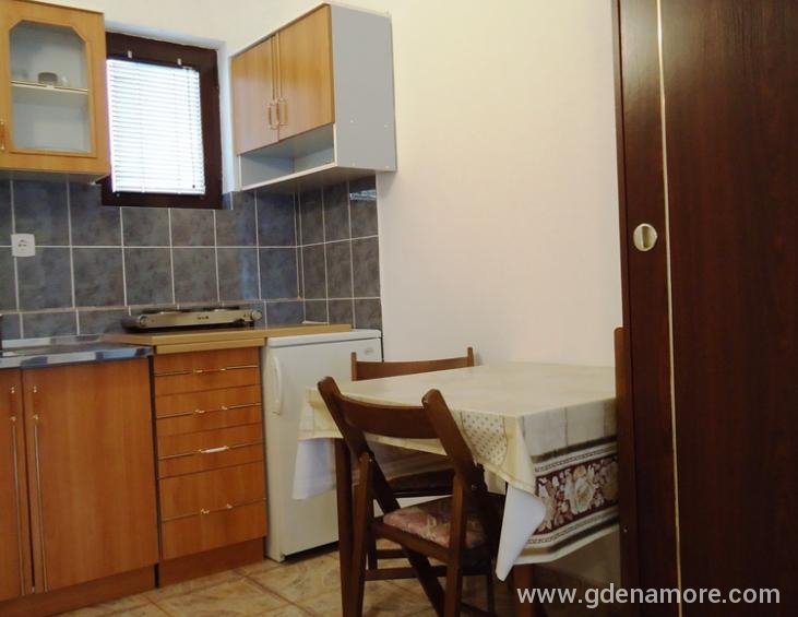 Apartman br.2