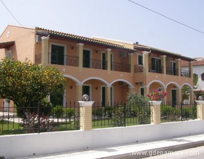 Stavros Apartments, privatni smeštaj u mestu Krf, Grčka