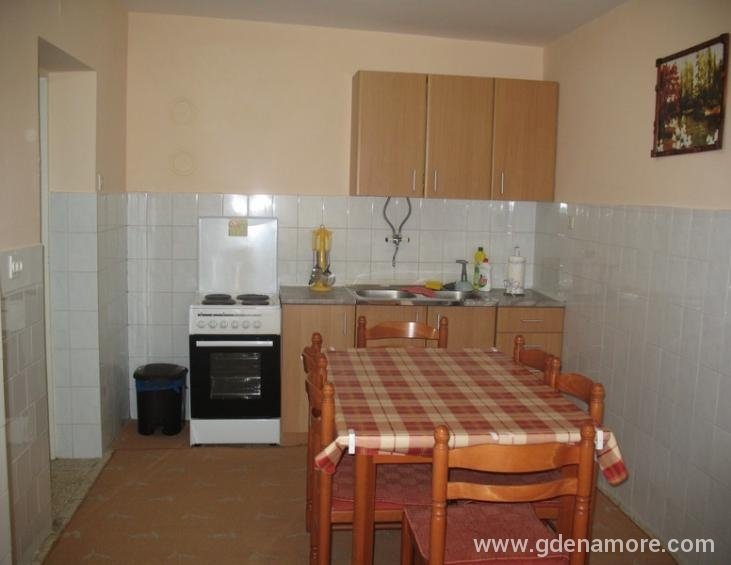 Apartmani i sobe VEGA