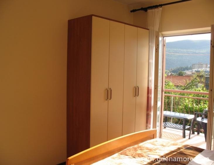 Apartmani i sobe VEGA