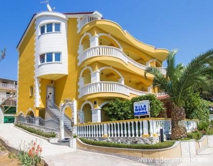 ***VILA MORE***, privatni smeštaj u mestu Greba&scaron;tica, Hrvatska - Kuća sprijeda