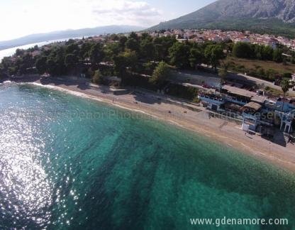 Appartement 90 m de la plage, logement privé à Orebić, Croatie