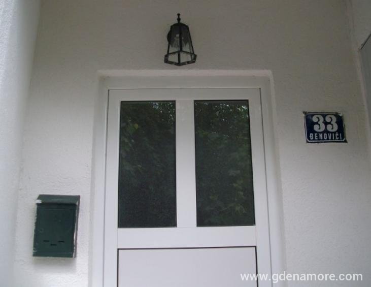 Ulaz u apartman 2a