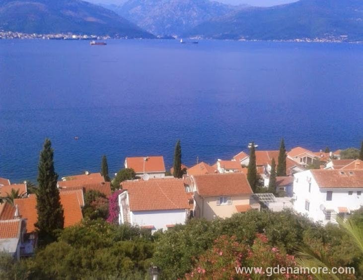 Pogled s terase 1 