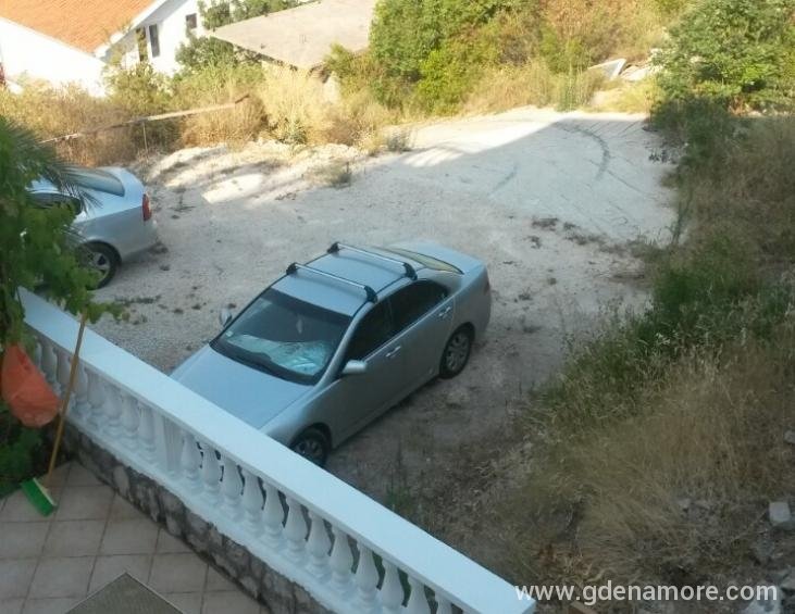 Pogled na parking