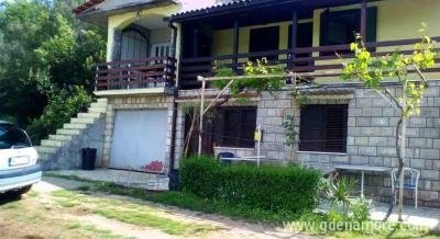 Apartmani Mušović, privatni smeštaj u mestu Krašići, Crna Gora