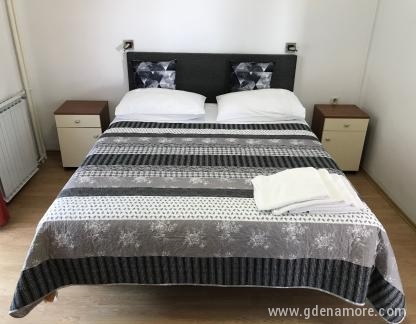 Carolina A2, privatni smeštaj u mestu Poreč, Hrvatska - Carolina bed room