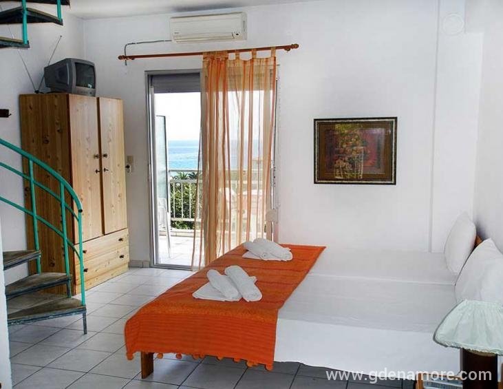 mantesos-villa-kinira-thassos-14