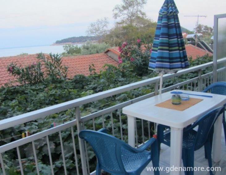 mantesos-villa-kinira-thassos-3
