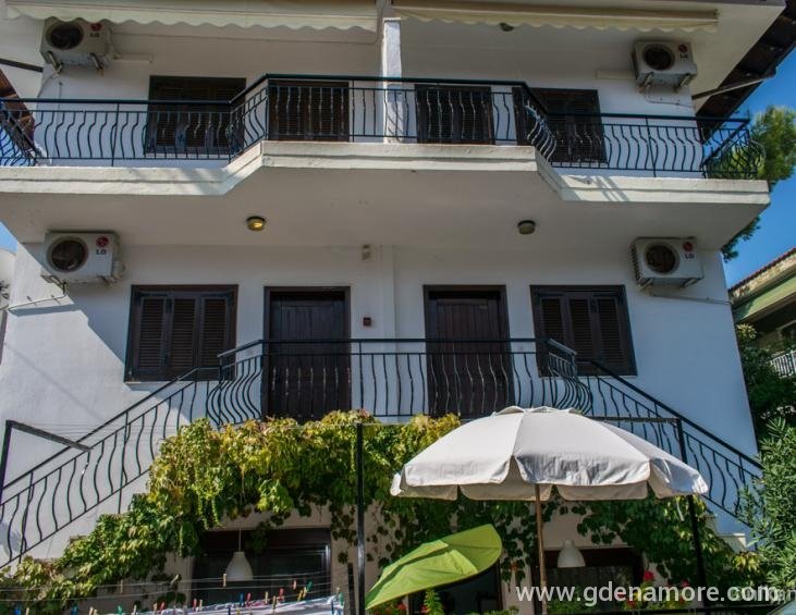 markos-apartments-nea-potidea-kassandra-1