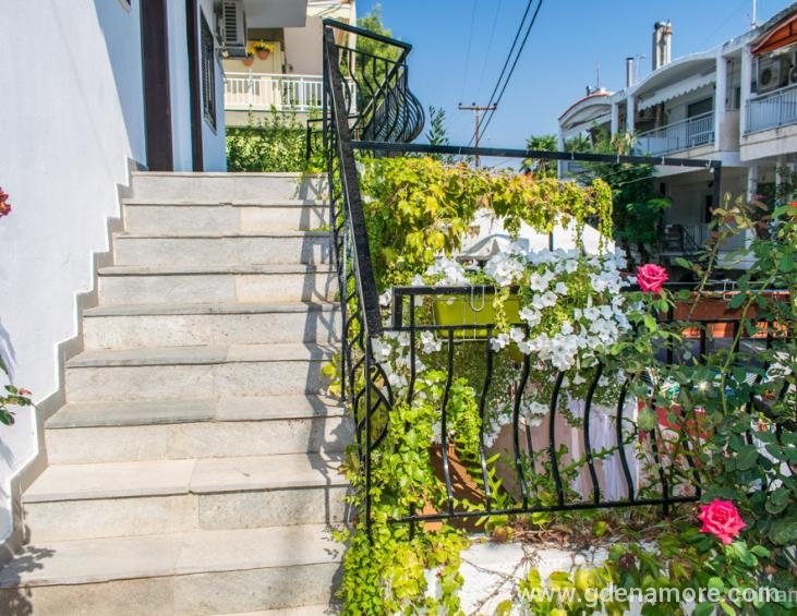 markos-apartments-nea-potidea-kassandra-3