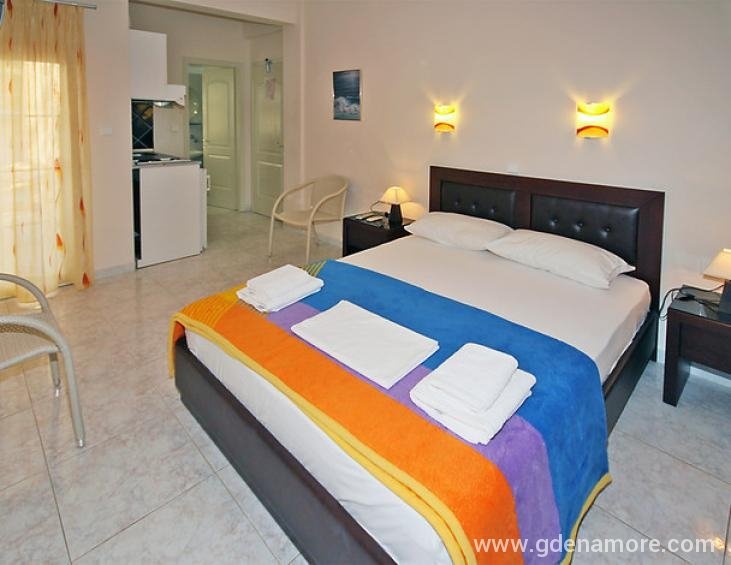 naias-house-neos-marmaras-sithonia-2-bed-studio-4