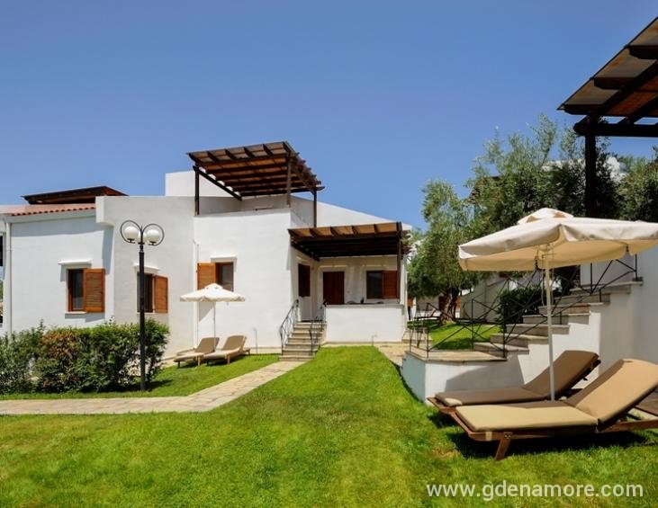 trikorfo-beach-resort-gerakini-sithonia-10