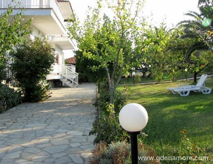villa-ioanna-nikiti-sithonia-halkidiki-22