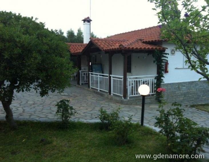 villa-ioanna-nikiti-sithonia-halkidiki-6