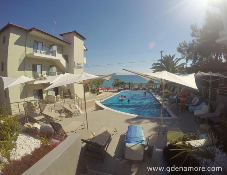 akti-hotel-pefkari-thassos-pool-1