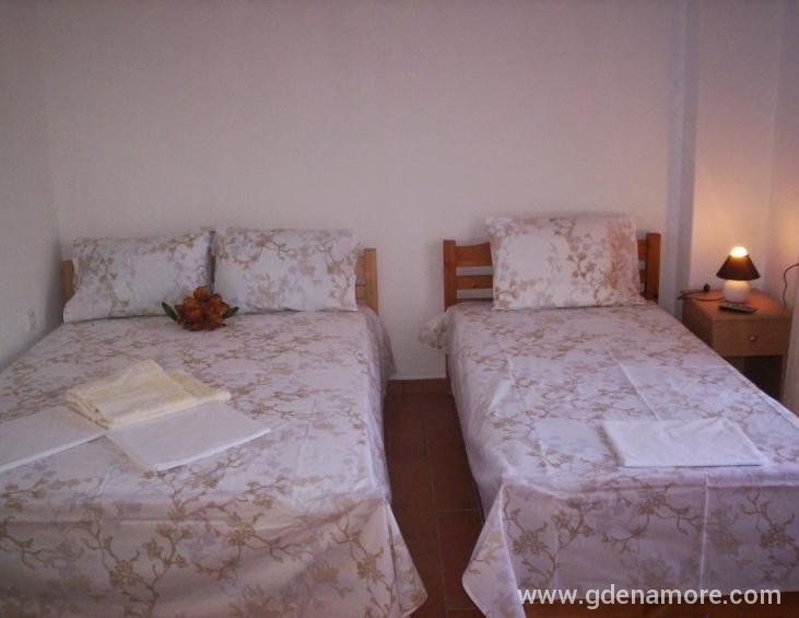 anastasia-house-2-stavros-thessaloniki-4-bed-studi