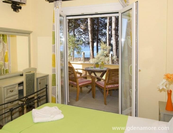 christin-apartments-potos-thassos-15-