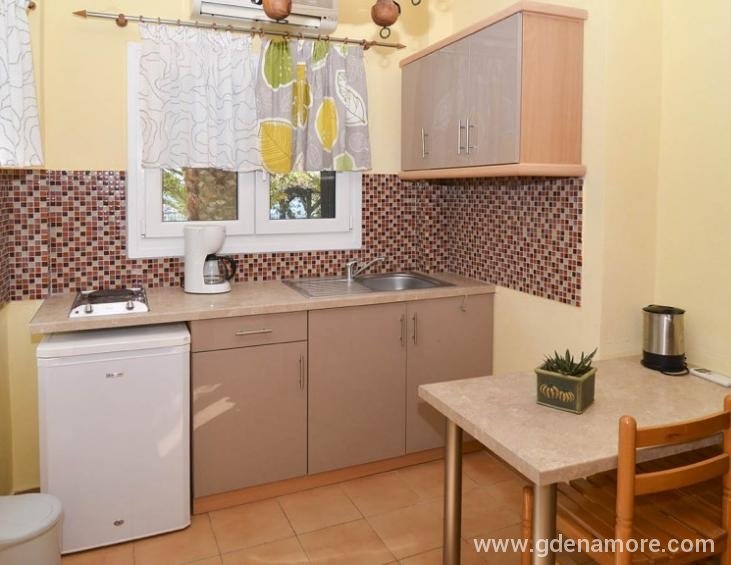 christin-apartments-potos-thassos-17-