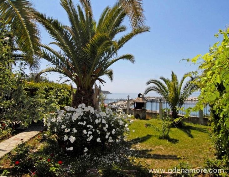 christin-apartments-potos-thassos-6-