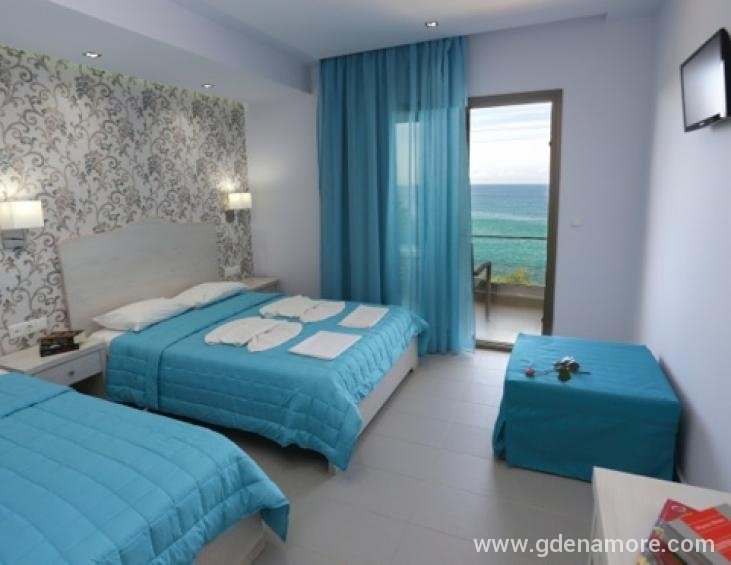 hotel_akti_thassos_triple_room_01