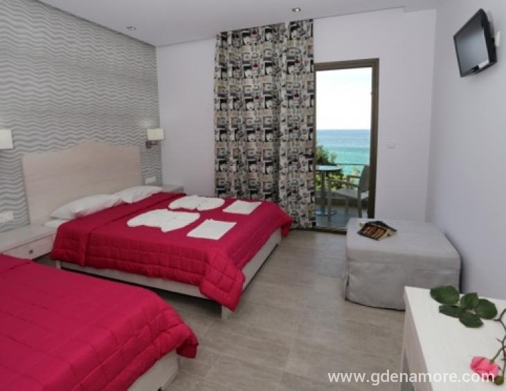 hotel_akti_thassos_triple_room_02