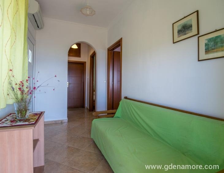 jordanis-houses-psili-ammos-thassos-12