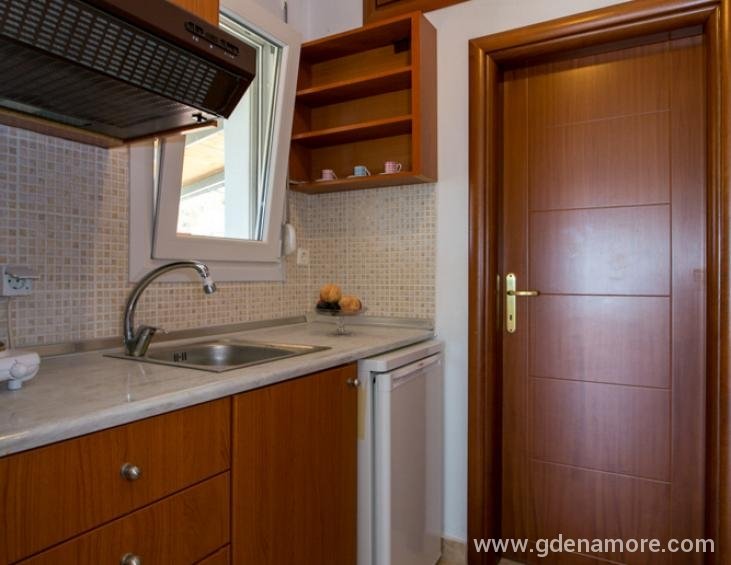 jordanis-houses-psili-ammos-thassos-13