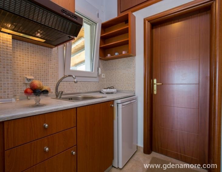 jordanis-houses-psili-ammos-thassos-14