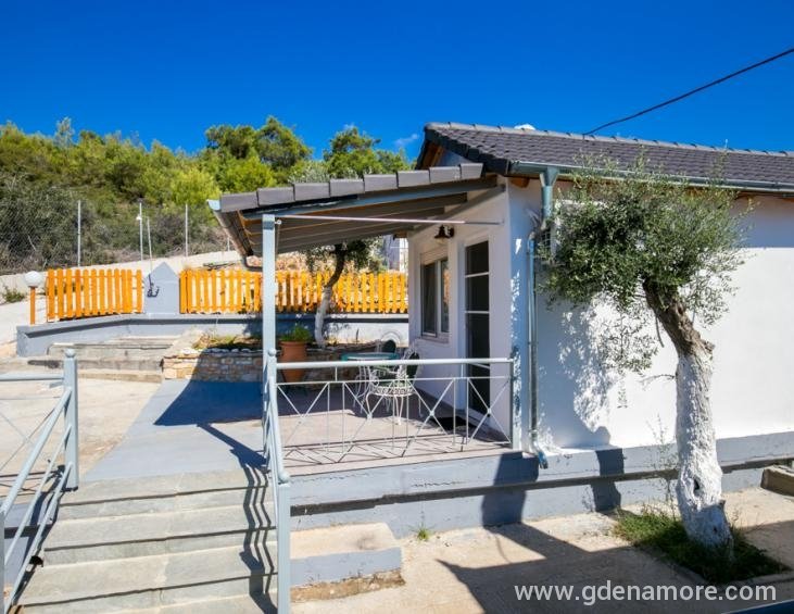 jordanis-houses-psili-ammos-thassos-19
