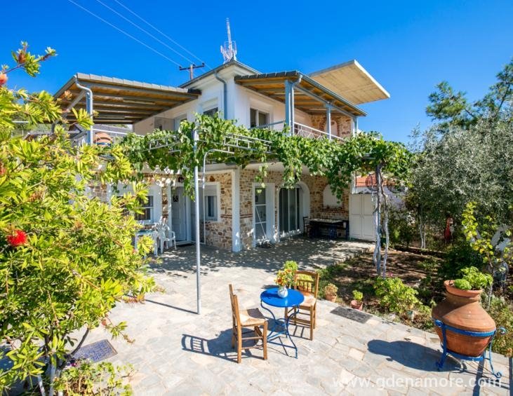 jordanis-houses-psili-ammos-thassos-22