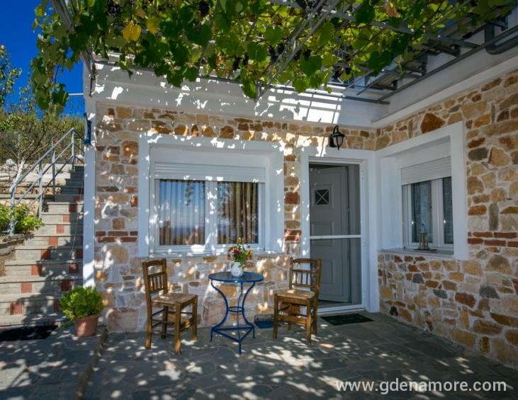 jordanis-houses-psili-ammos-thassos-31