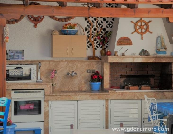 niko-haus-nea-potidea-kassandra-halkidiki-10
