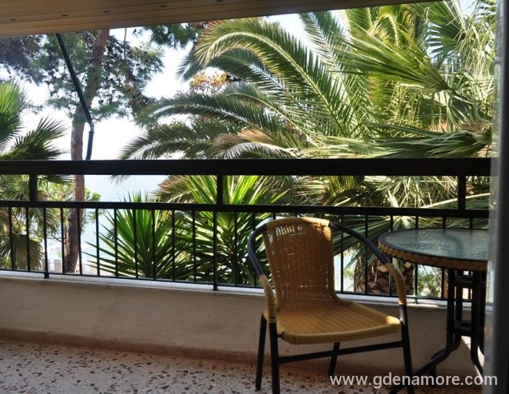 papaoikonomou-villa-apartment-2nd-floor-potos-thas