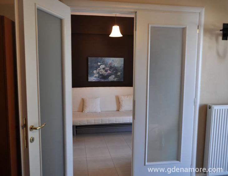 papaoikonomou-villa-apartment-2nd-floor-potos-thas