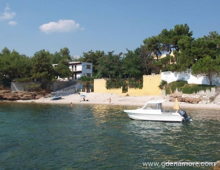 papaoikonomou-villa-outside-potos-thassos-2