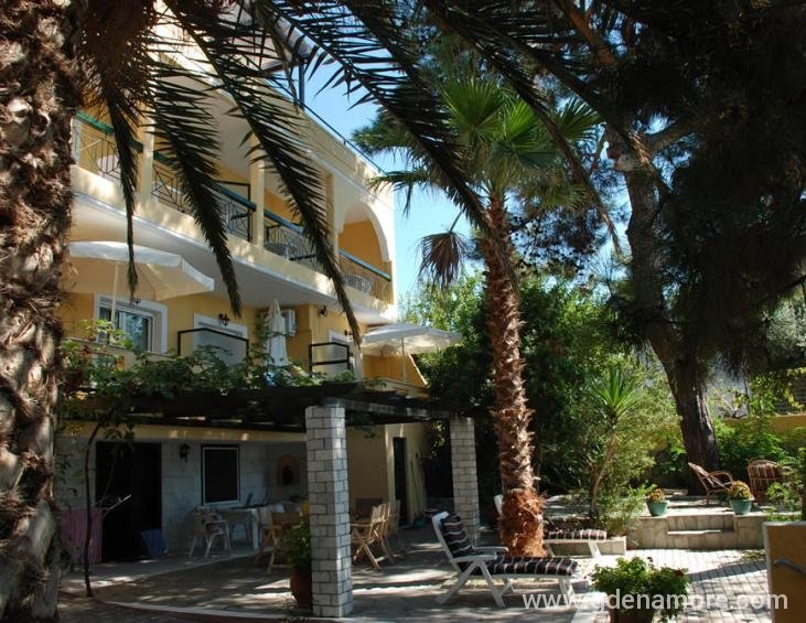 papaoikonomou-villa-outside-potos-thassos-8