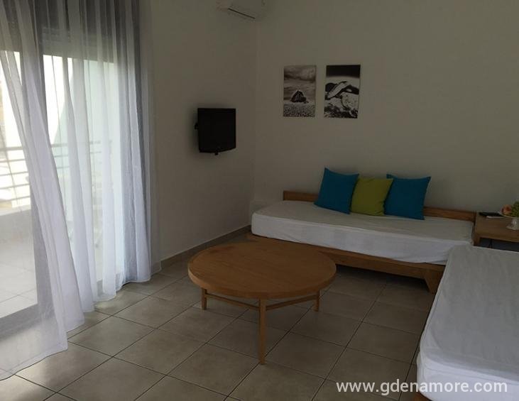 possidi-hiliadou-apartments-kassandra-halkidiki-25