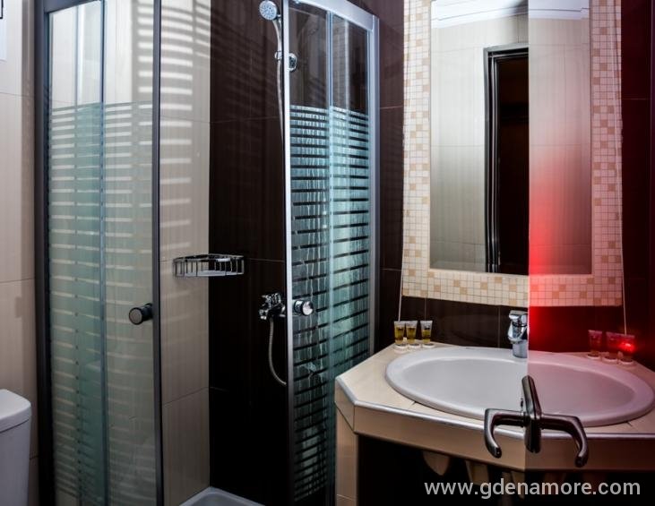 potos-hotel-potos-thassos-building-1-family-room-b
