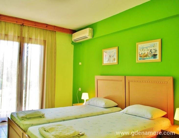 sunday-resort-gerakini-sithonia-4-bed-app-2
