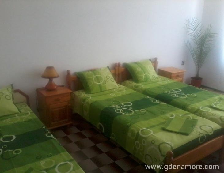bulgaria_pomorie_kamovi_apartment_1_002