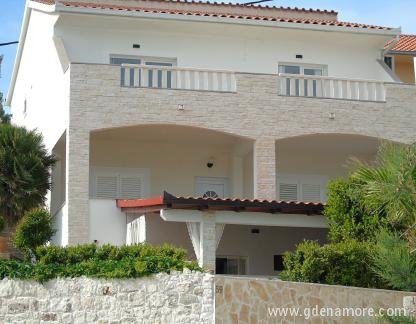 Apartmani Meri, Čiovo, 1 red do mora, privatni smeštaj u mestu Čiovo, Hrvatska - DSC00669