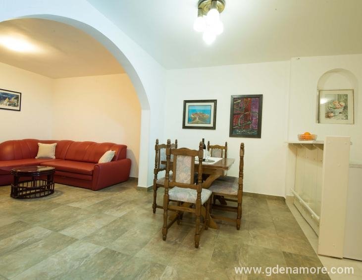 dvosobni-apartman-budva-10