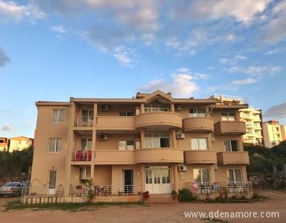 Apartmani Lasta, privatni smeštaj u mestu Dobre Vode, Crna Gora - Glavna slika